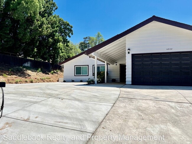 Building Photo - 5 br, 2 bath House - 4888 Sedgwick Ave