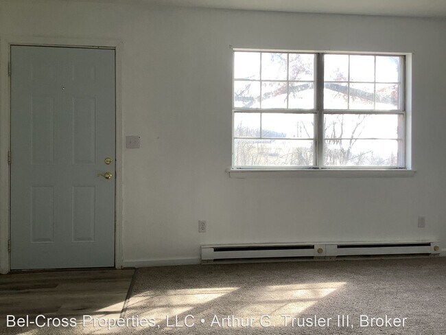 Building Photo - 3 br, 1.5 bath House - 25 Marcus Drive