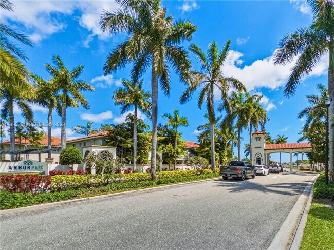 Foto del edificio - 6011 Woods Edge Cir
