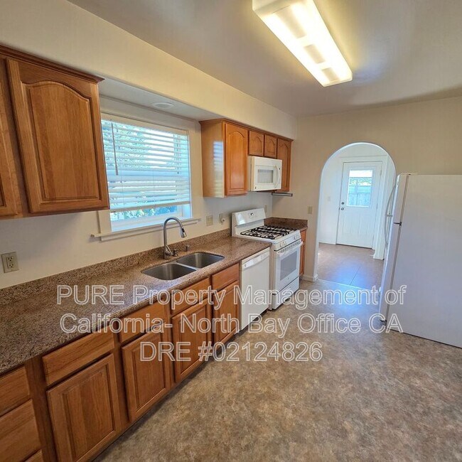 Building Photo - 217 Hatchery Rd