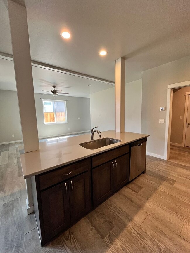 Building Photo - Beautiful 4 Bedroom Bozeman Home