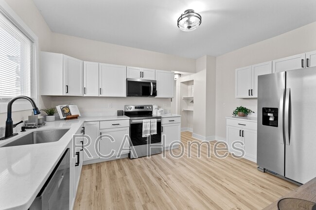 Foto del edificio - 20 N Gray St