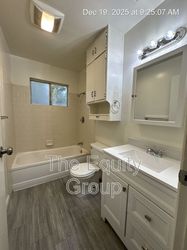 Building Photo - 399 S Valencia Blvd