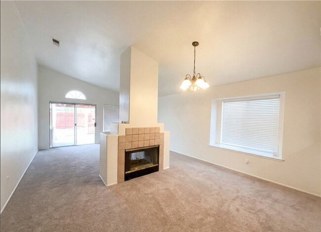 Foto del edificio - 25311 Chicago Ave