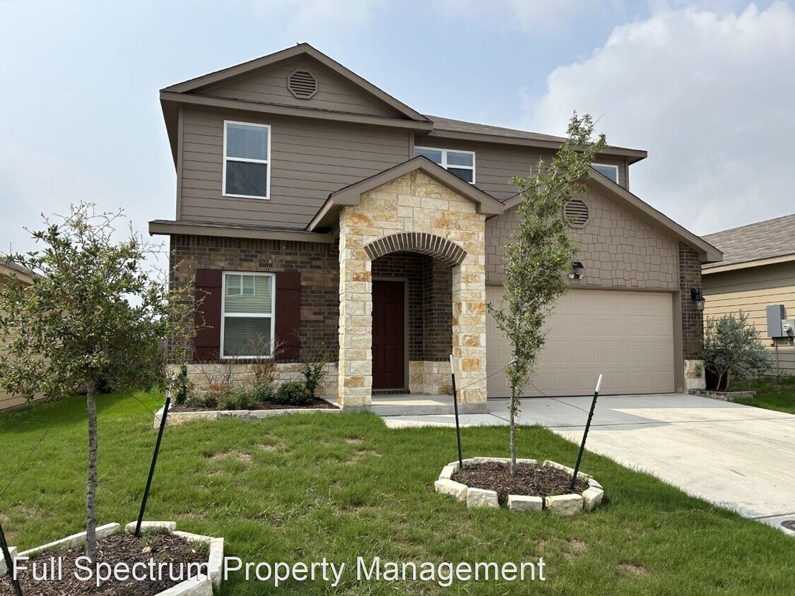 4 br, 2.5 bath House 7122 Mesa Cliffs House Rental in Converse, TX