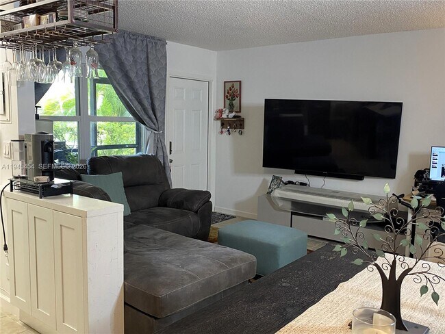 Foto del edificio - 1425 Arthur St