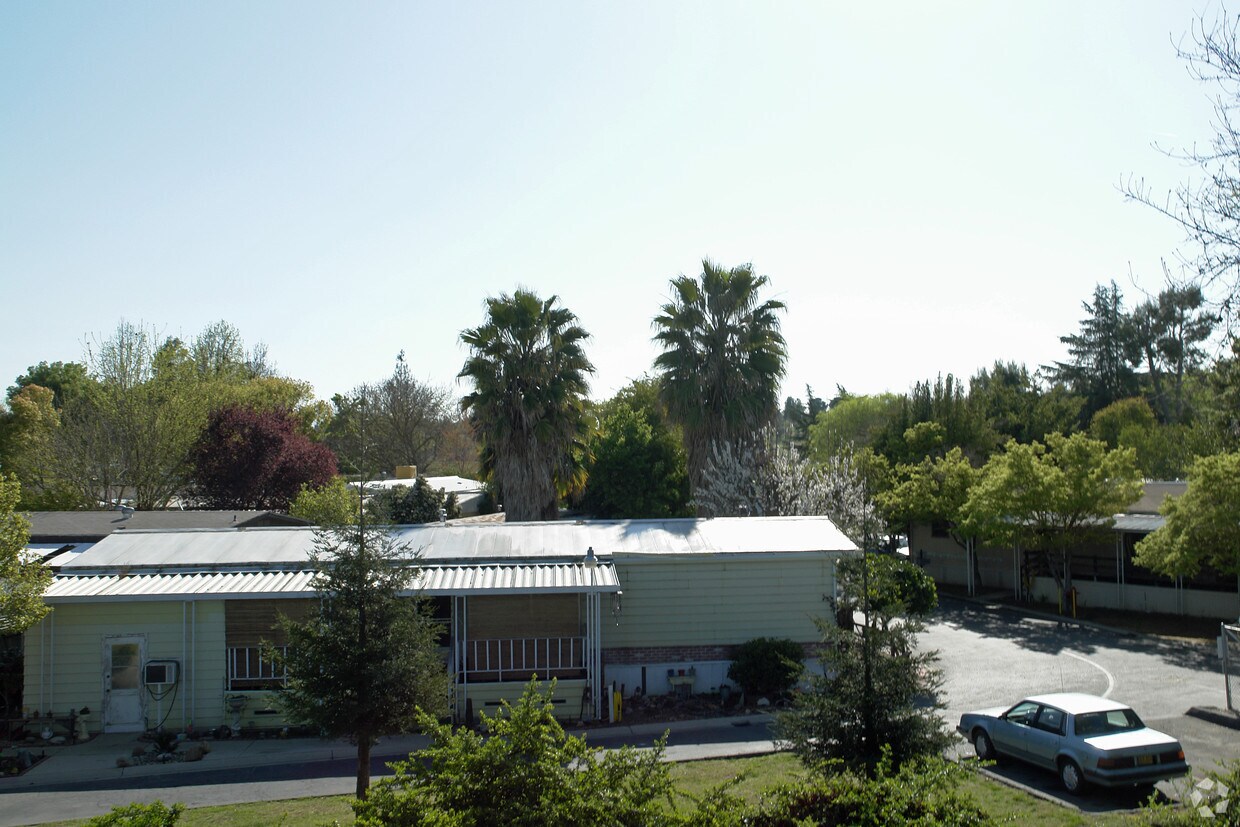 Foto del edificio - Woodward Bluffs Mobile Home Park