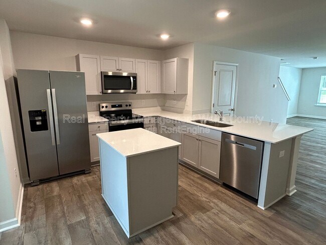Building Photo - 8515 Beckett Chase Wy