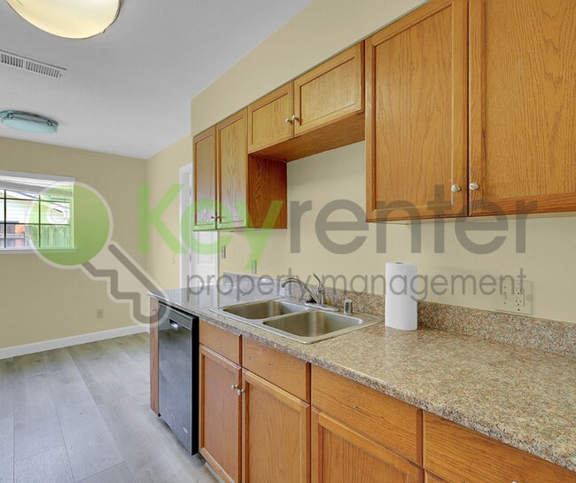 Foto del edificio - 6363 Eldon Ave