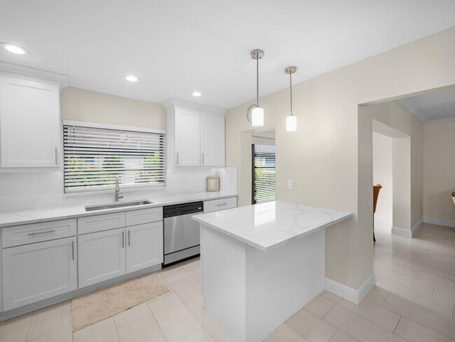 Foto del edificio - 4751 Storkwood Way