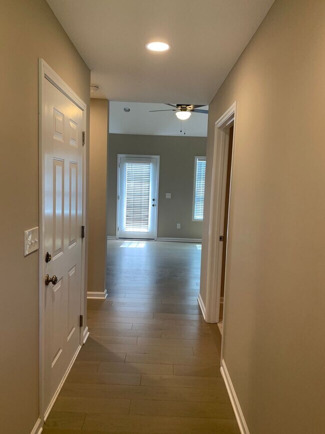 Building Photo - Charming Tullahoma Home Near Country Club
