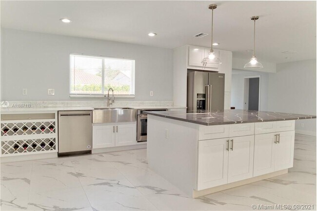Foto del edificio - 465 NW 11th St