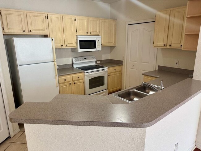 Foto del edificio - 2740 Maitland Crossing Way