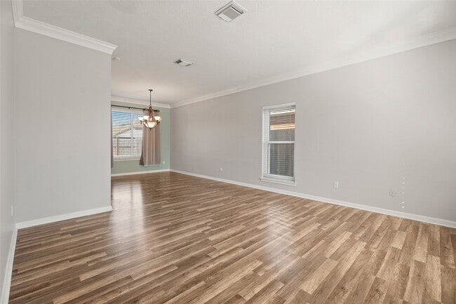 Building Photo - 1209 Comanche St