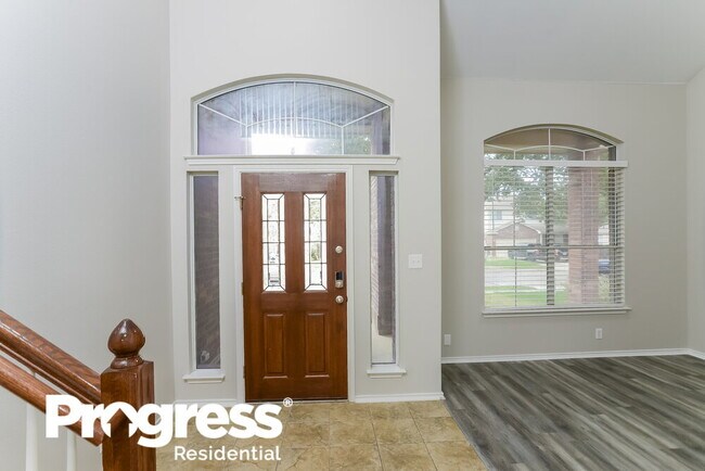 Building Photo - 121 Yeager Cir