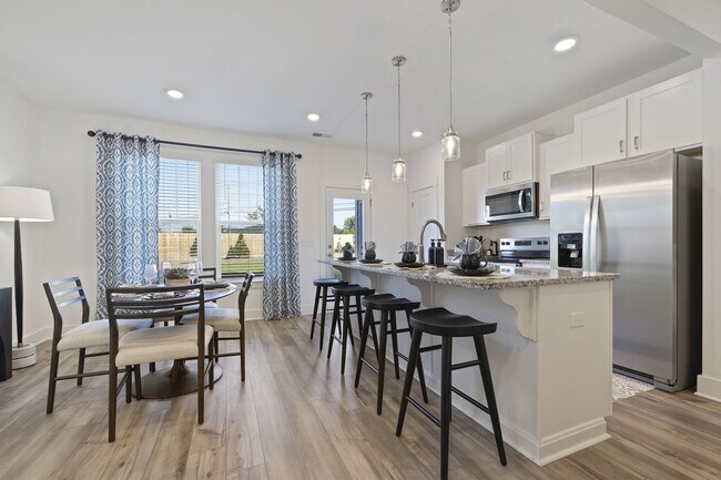 Foto del edificio - Artisan Living Mills River