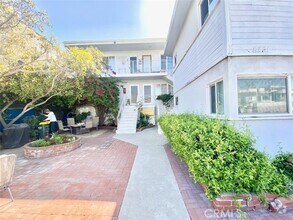 Building Photo - 2231 Hermosa Ave