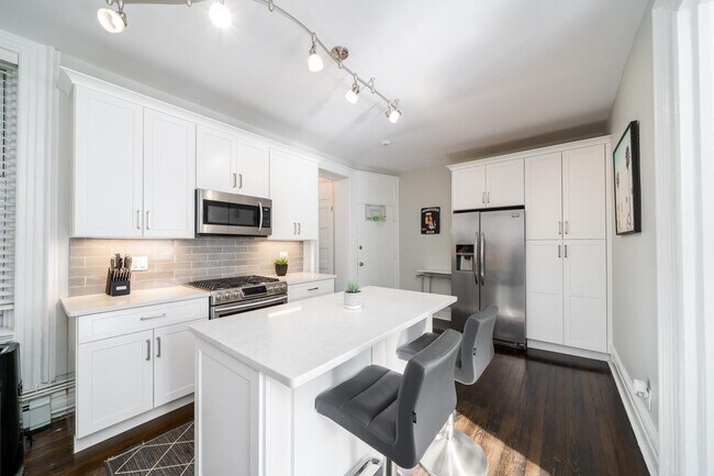Foto del edificio - 712 Willow Ave