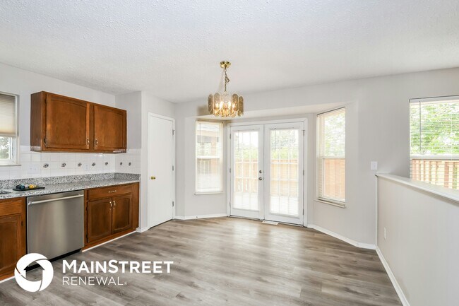 Building Photo - 140 Lamplighter Way