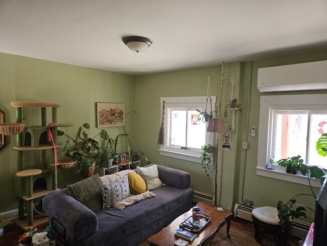 Foto del edificio - 121 N Lancaster St