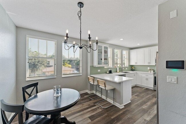 Foto del edificio - 500 Pacific Grove Dr