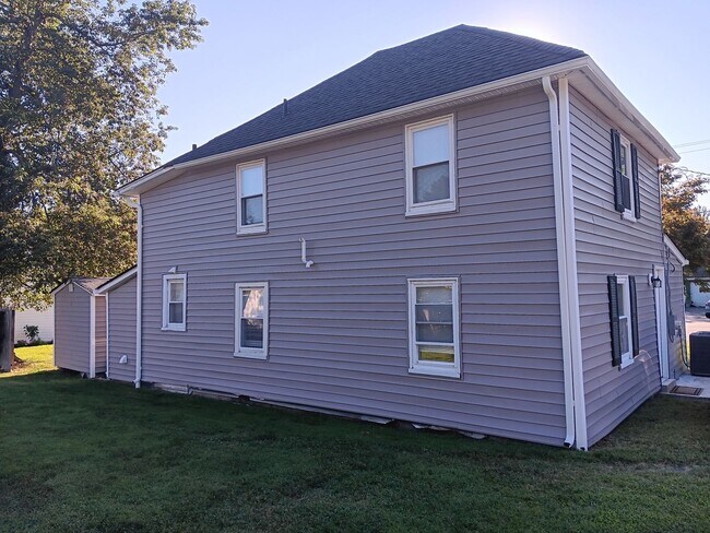 Foto del edificio - Renovated 3 Bed 2 Bath Single-Family Home in Aberdeen