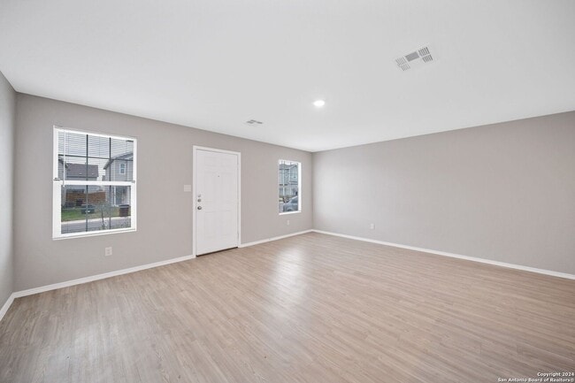 Building Photo - 3bed, 2 bath in Ruby Crossing Subdivision