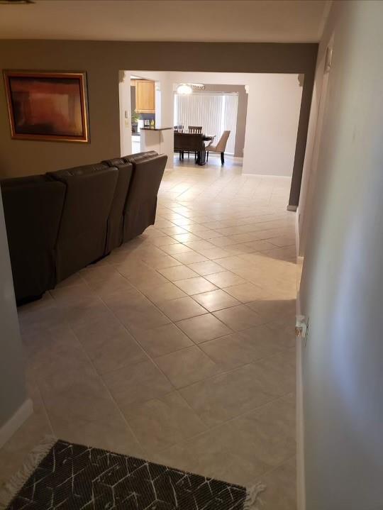 Foto del edificio - 400 Holloway Dr