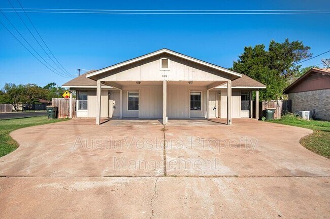 Building Photo - 401 E Janis Dr