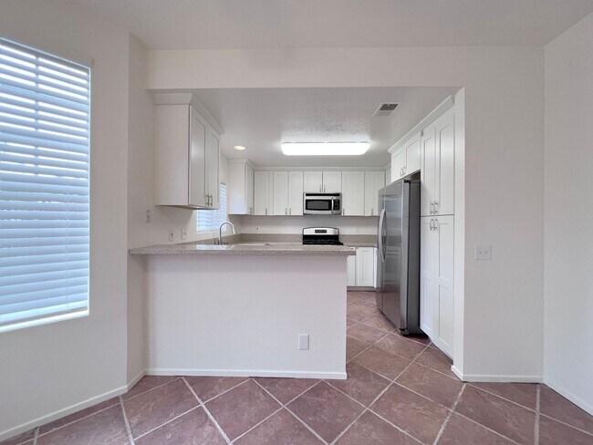 Foto del edificio - Pacific Park Drive