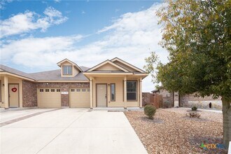 Building Photo - 514 Creekside Cir
