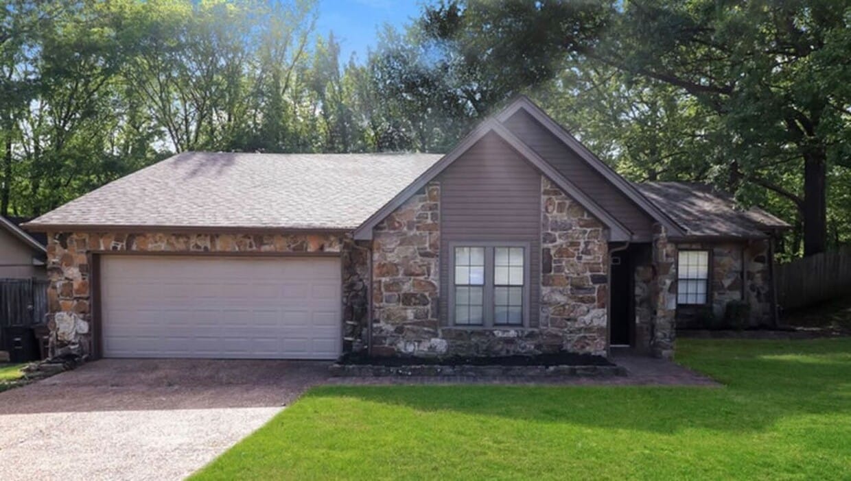 2961 Forest Edge Dr, Lakeland, TN 38002 House Rental in Lakeland, TN