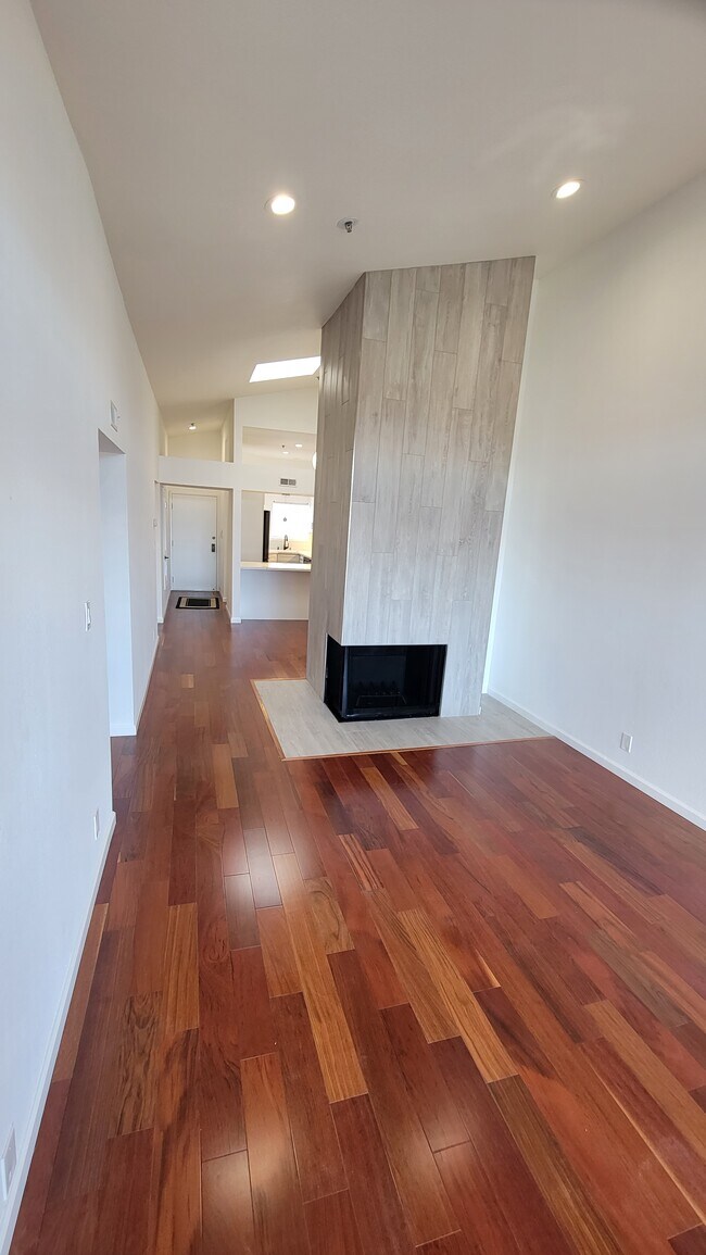 Foto del edificio - 1 Laurel St