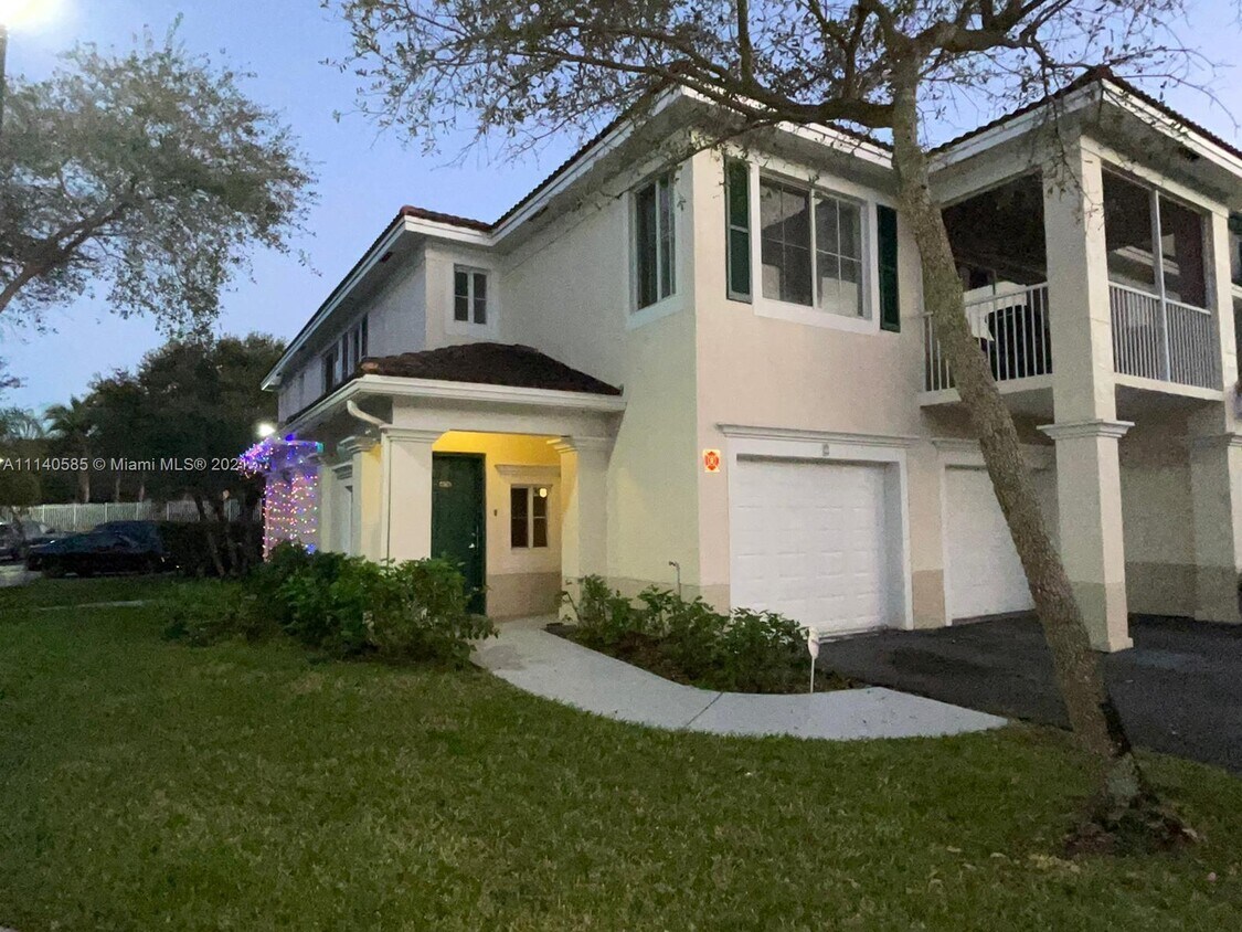 11611 W Atlantic Blvd, Coral Springs, FL 33071 Townhome Rentals in