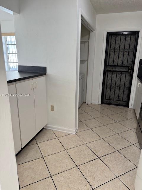 Building Photo - 2613 SW 33rd Ct