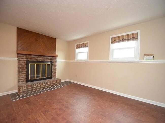 Building Photo - 7696 Devonwood Dr