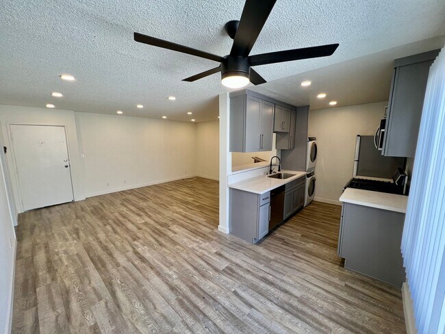 Foto del edificio - 3546 Hughes Ave