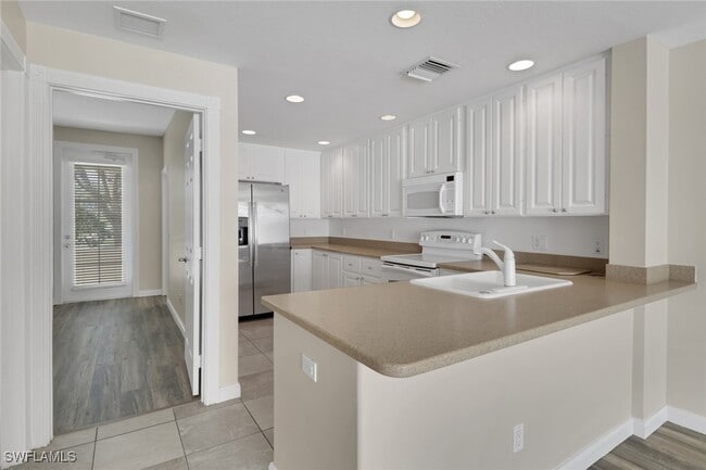 Building Photo - 15068 Blue Marlin Terrace