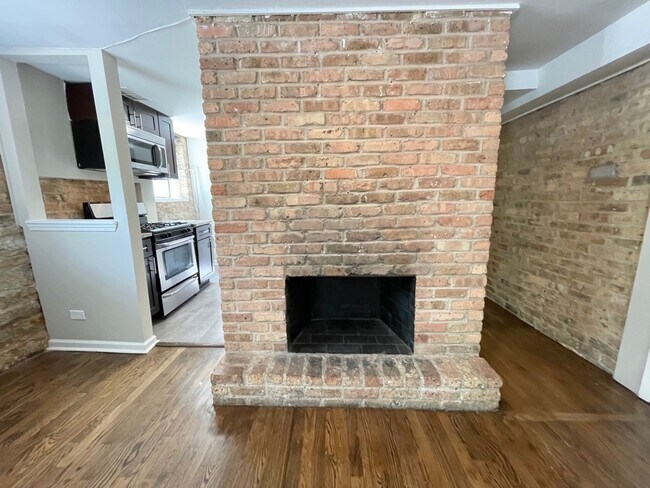 Foto del edificio - 668 W Roscoe St