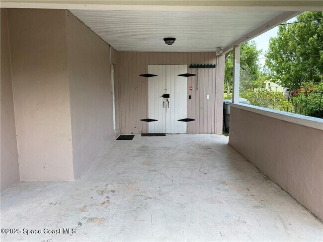 Building Photo - 9126 85th St