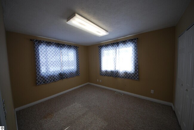 Foto del edificio - 3767 W South Airport Rd