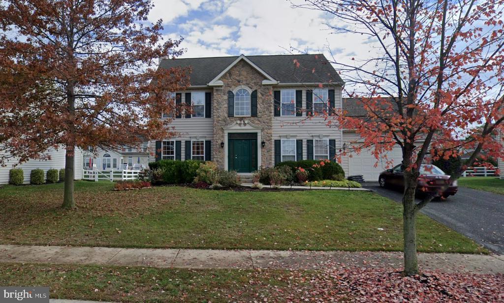 Foto principal - 321 Drake Dr