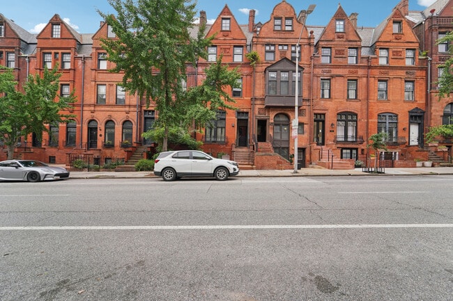 Building Photo - 1010 N Calvert St
