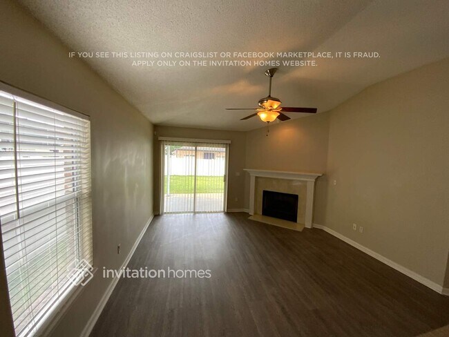 Building Photo - 3635 Live Oak Hollow Dr