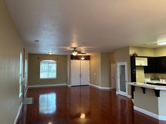 Building Photo - Coming Soon Atwater 4 Bedroom Single Story...