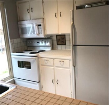 Building Photo - 5506 Montview St