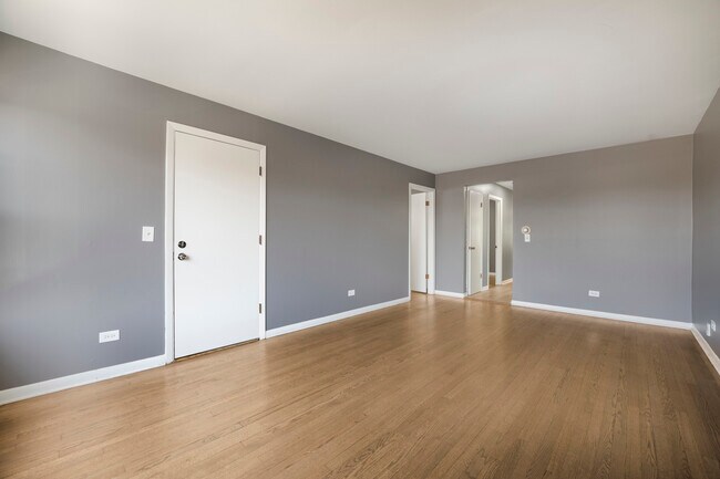 Foto del edificio - 5311 N Northwest Hwy