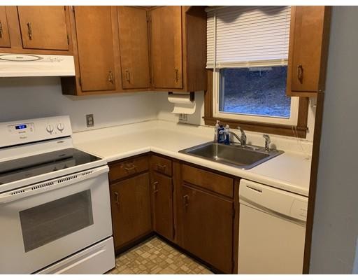 Foto del edificio - 130 Breckwood Cir