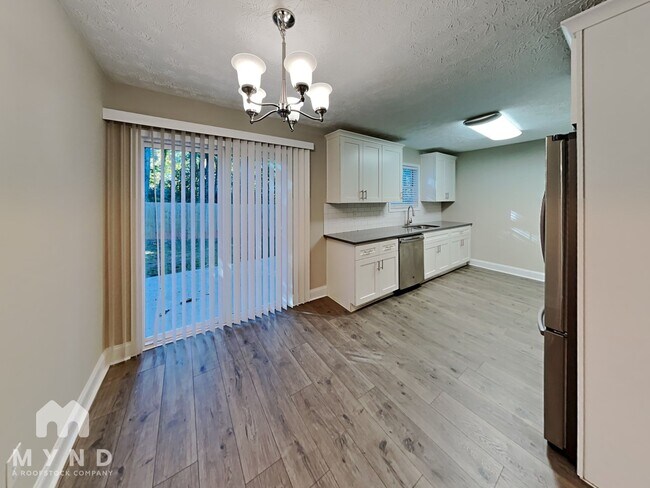 Building Photo - 5493 Orchard Ct
