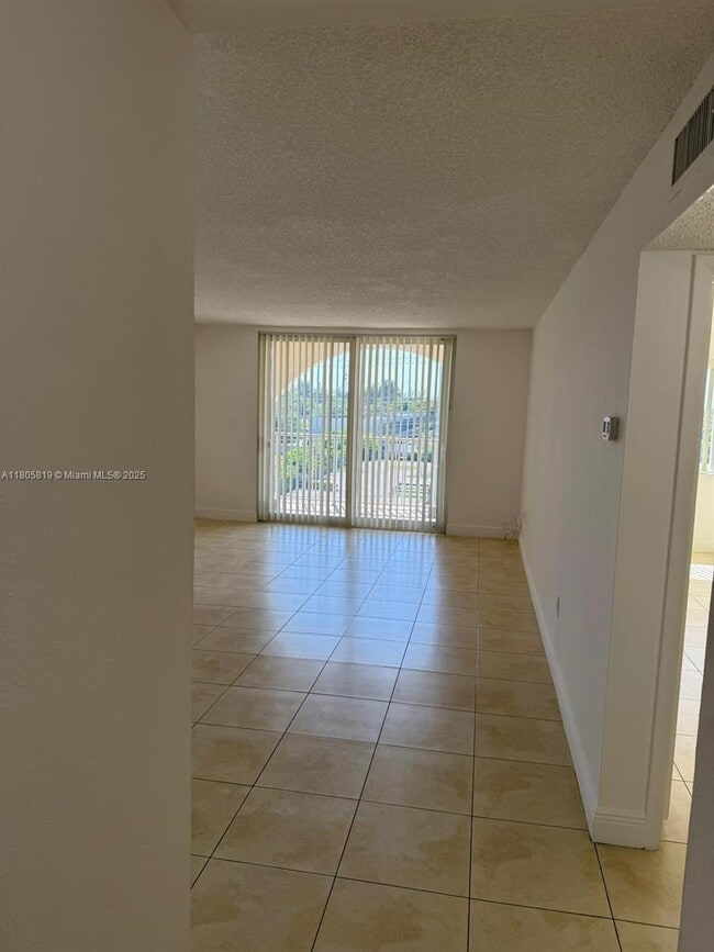 Building Photo - 7010 NW 186th St